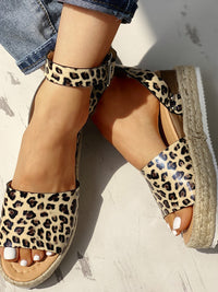 <tc>SANDAALID ELLIANA leopard</tc>